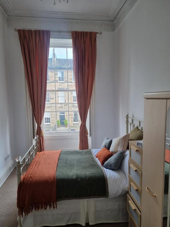 3 Double-Bed Georgian Apartment In Prime Location Edinburgh Eksteriør bilde