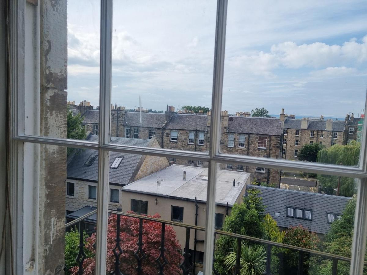 3 Double-Bed Georgian Apartment In Prime Location Edinburgh Eksteriør bilde